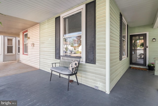 view of patio / terrace featuring covered porch
