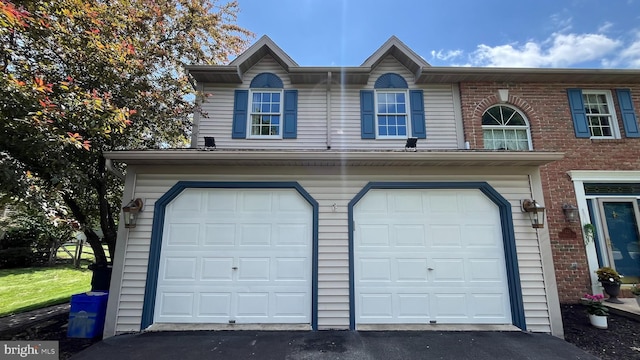 421 Coronet Dr, Blandon, PA 19510 - garage with driveway