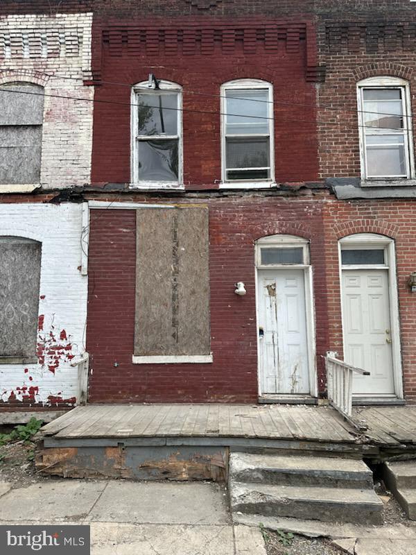 2510 Agate St, Harrisburg, PA 17110 - exterior space with brick siding