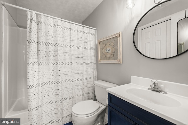 260 High Banks Rd, Stephenson, VA 22656 - bathroom featuring toilet, curtained shower, and vanity