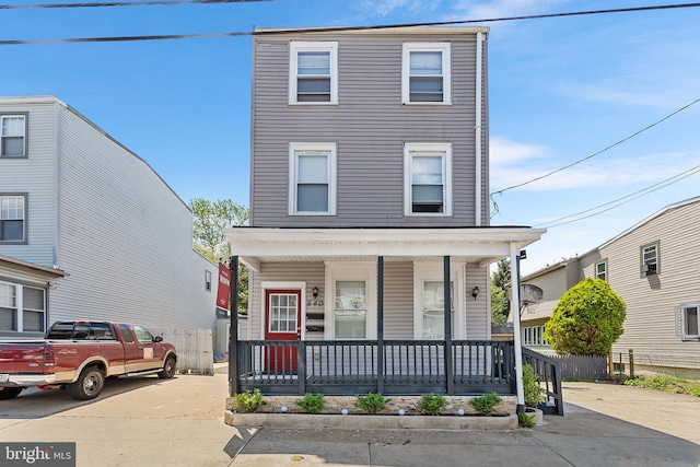 840 Cumberland St, Gloucester City, NJ 08030 - view of property with a porch and fence
