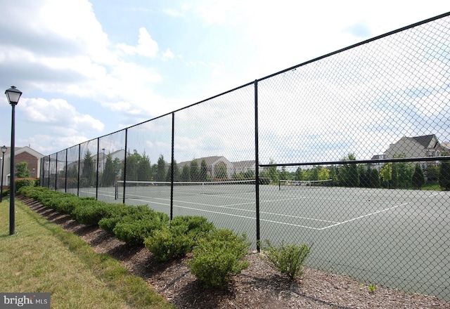 14019 Rockingham Rd, Germantown, MD 20874 - view of tennis court with fence
