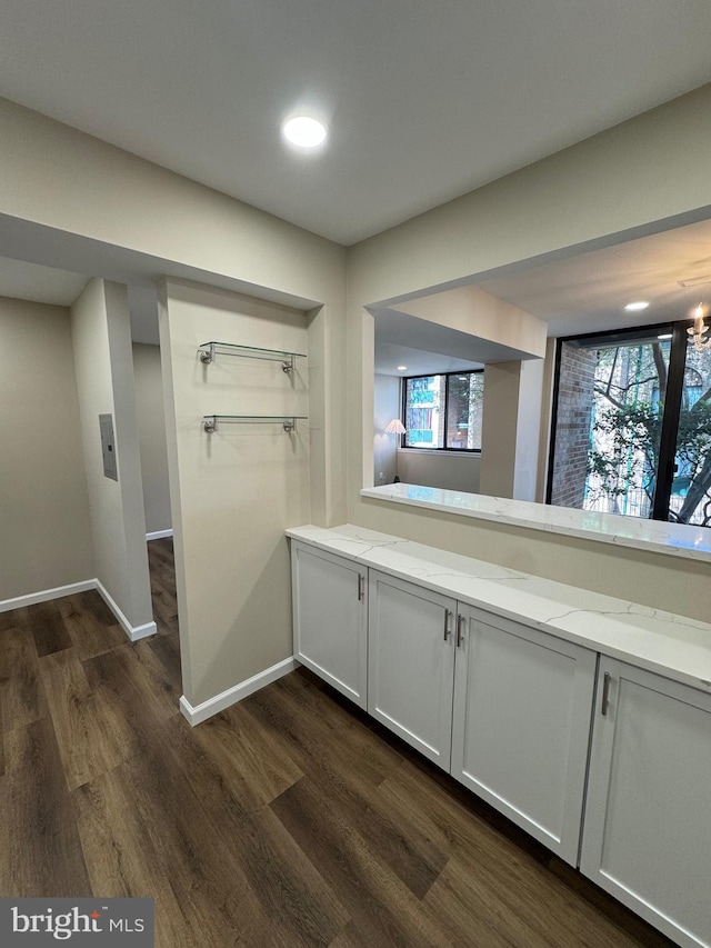 511 N Armistead St Unit T2, Alexandria, VA 22312 - bathroom with baseboards, vanity, and wood finished floors