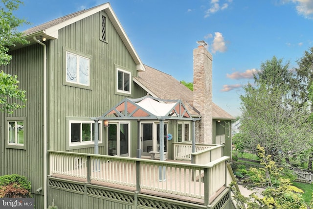 6 Pond Ridge Ln, Hanover, PA 17331 - rear view of property with a chimney, a wooden deck, and a shingled roof