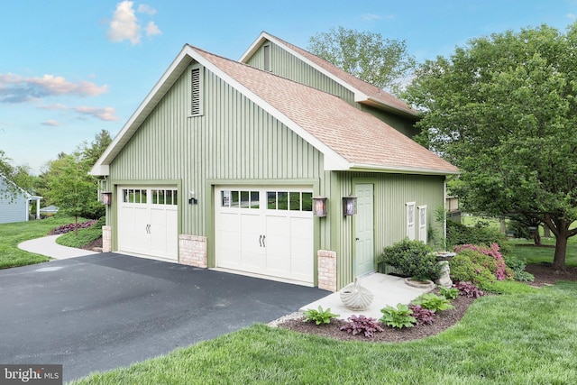 6 Pond Ridge Ln, Hanover, PA 17331 - view of detached garage
