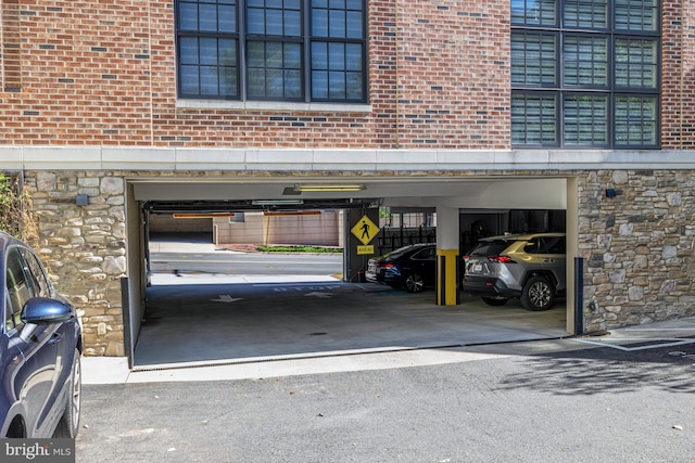 515 N Washington St Unit 404, Alexandria, VA 22314 - view of garage