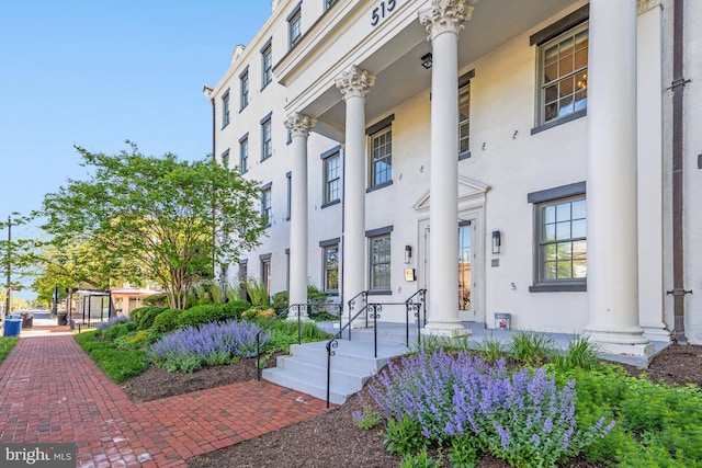 515 N Washington St Unit 404, Alexandria, VA 22314 - exterior space