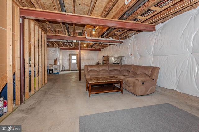 7928 Meridian Dr, Pasadena, MD 21122 - view of below grade area