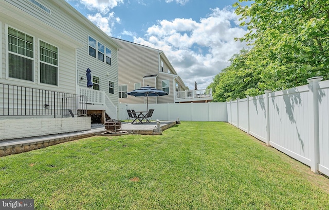 7928 Meridian Dr, Pasadena, MD 21122 - view of yard featuring a patio area