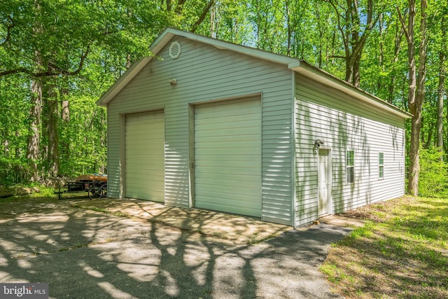 view of outbuilding featuring an outdoor structure