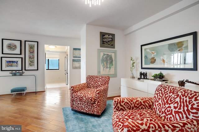 900 Stafford St N Unit 2222, Arlington, VA 22203 - living room featuring light wood finished floors and baseboards