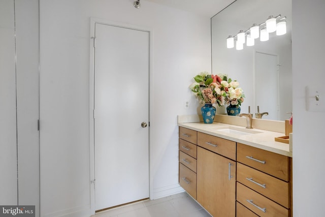 900 Stafford St N Unit 2222, Arlington, VA 22203 - bathroom with vanity and baseboards