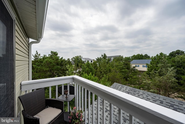 1105 N Bay Shore Dr, Milton, DE 19968 - balcony with view of wooded area
