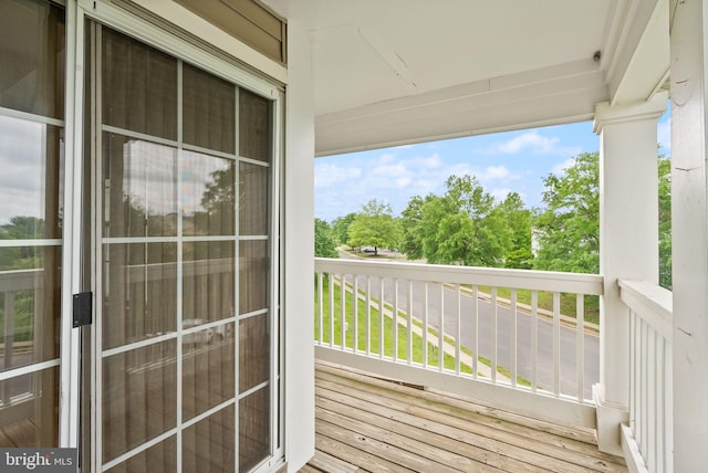 8075 Lacy Dr Unit 303, Manassas, VA 20109 - view of balcony