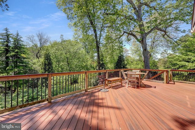 9373 Robnel Pl, Vienna, VA 22182 - deck with outdoor dining space