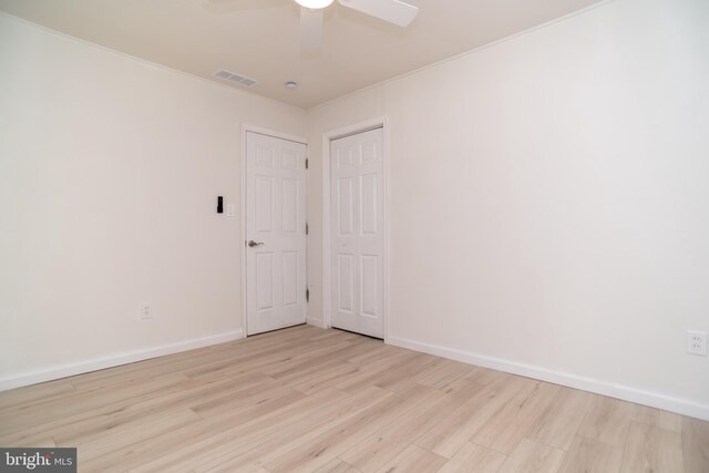 2 Edgewood Ln, Levittown, PA 19054 - empty room with baseboards, ceiling fan, visible vents, and wood finished floors
