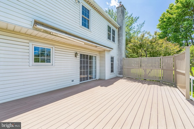 2707 E Crossing Cir, Norristown, PA 19403 - view of wooden terrace