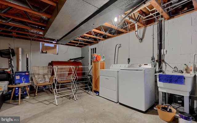 20416 Old York Rd, White Hall, MD 21161 - laundry room with washer and dryer, laundry area, heating fuel, and a sink