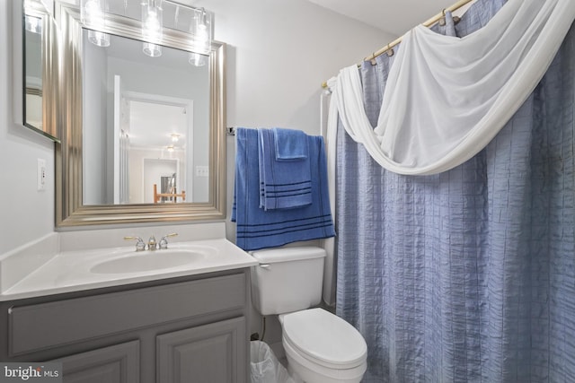 4209 Hardy Ridge Dr, Woodbridge, VA 22192 - full bathroom with toilet, curtained shower, and vanity