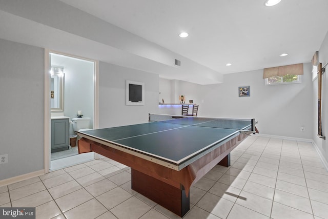 4209 Hardy Ridge Dr, Woodbridge, VA 22192 - recreation room featuring visible vents, recessed lighting, baseboards, and light tile patterned flooring