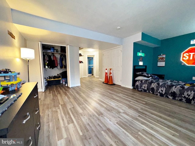 21 Holmes Dr, Charles Town, WV 25414 - interior space featuring baseboards, light wood-style flooring, and a closet