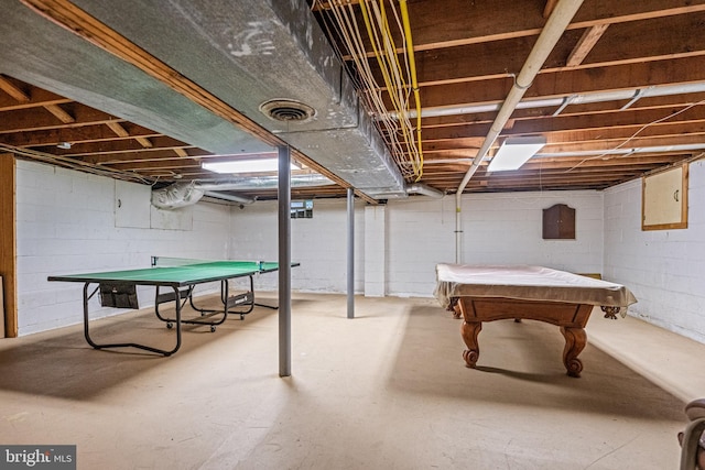 recreation room with visible vents, billiards, and concrete floors