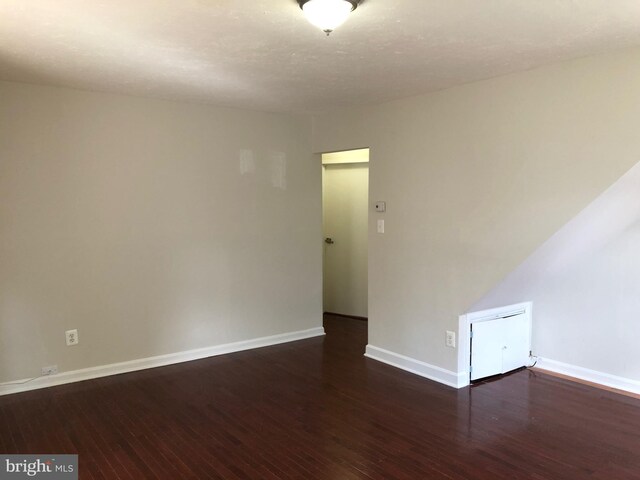 132 Evans St, Manassas Park, VA 20111 - empty room featuring baseboards and hardwood / wood-style floors