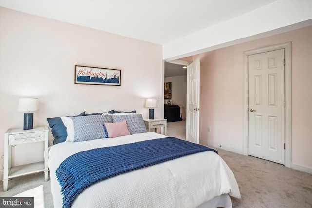 10601 Little Run Farm Ct, Vienna, VA 22182 - carpeted bedroom featuring baseboards
