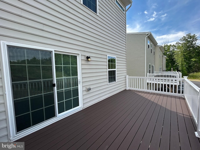 1108 Dovetail Cir, Fredericksburg, VA 22401 - view of wooden terrace