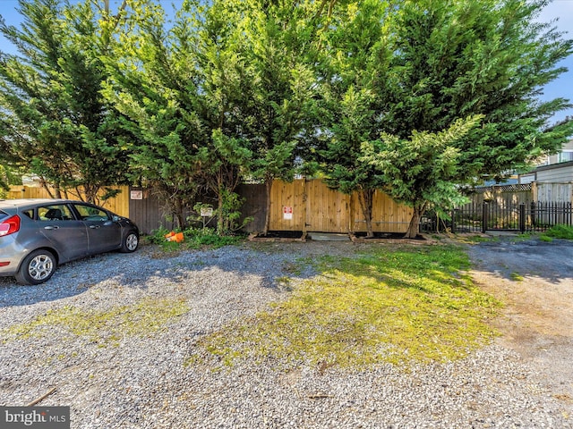 view of front of home with fence