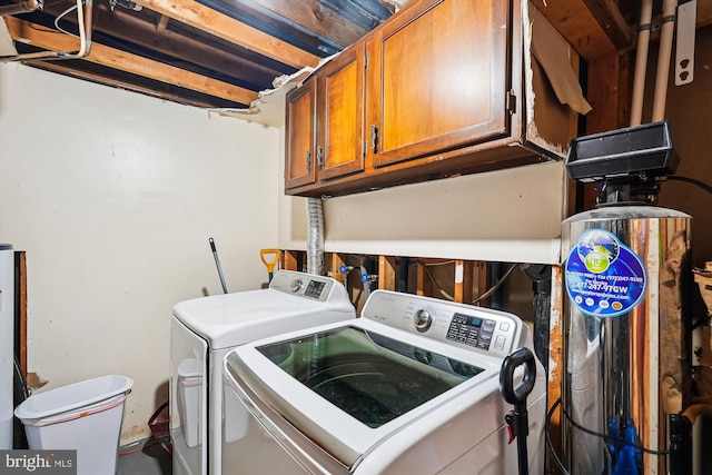laundry room featuring cabinet space and washer and dryer