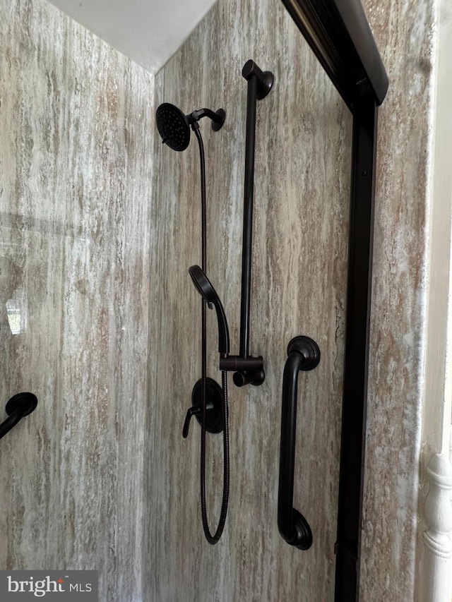 room details with a shower