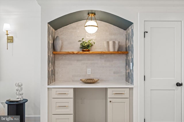 1708 10th St NW, Washington, DC 20001 - bar featuring crown molding and tasteful backsplash