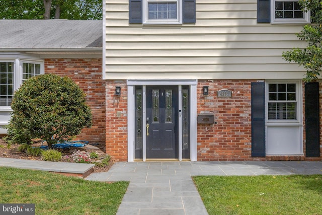 4303 S Valiant Ct, Annandale, VA 22003 - doorway to property featuring brick siding
