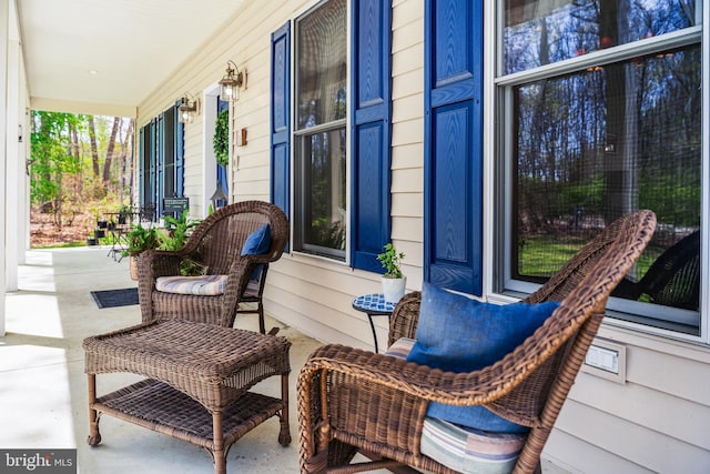 view of patio / terrace featuring covered porch