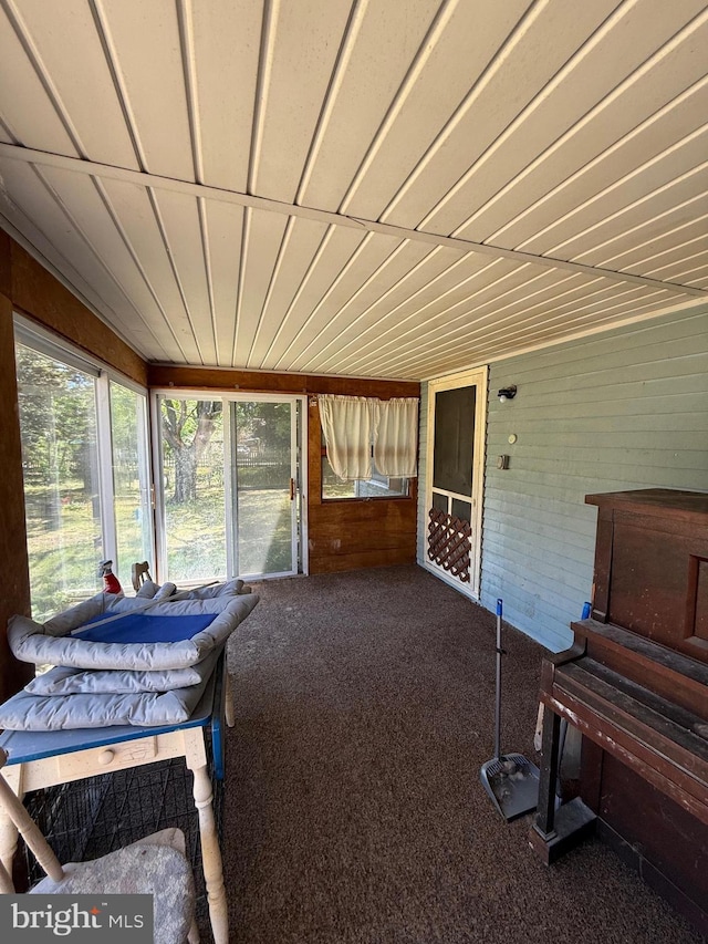377 Main St, Cedarville, NJ 08311 - view of sunroom / solarium