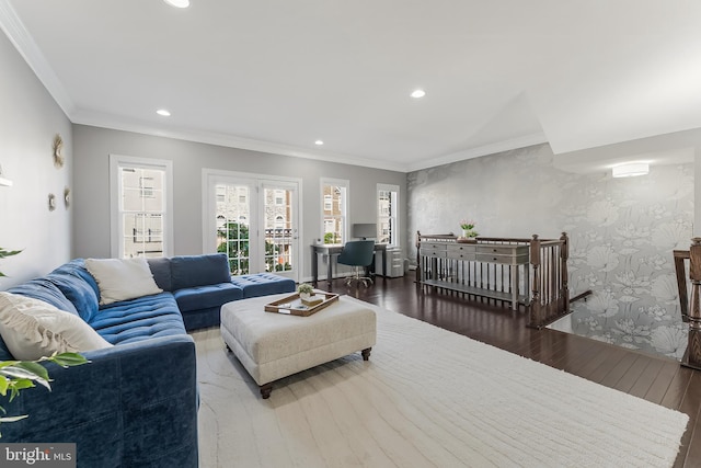 1524 Kinnaird Ter NE, Leesburg, VA 20176 - living area with crown molding, recessed lighting, and wood finished floors