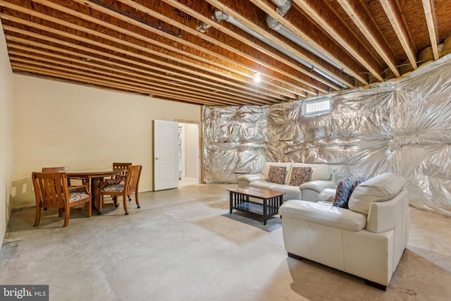 8810 Primula Dr, Laytonsville, MD 20882 - living room with concrete flooring