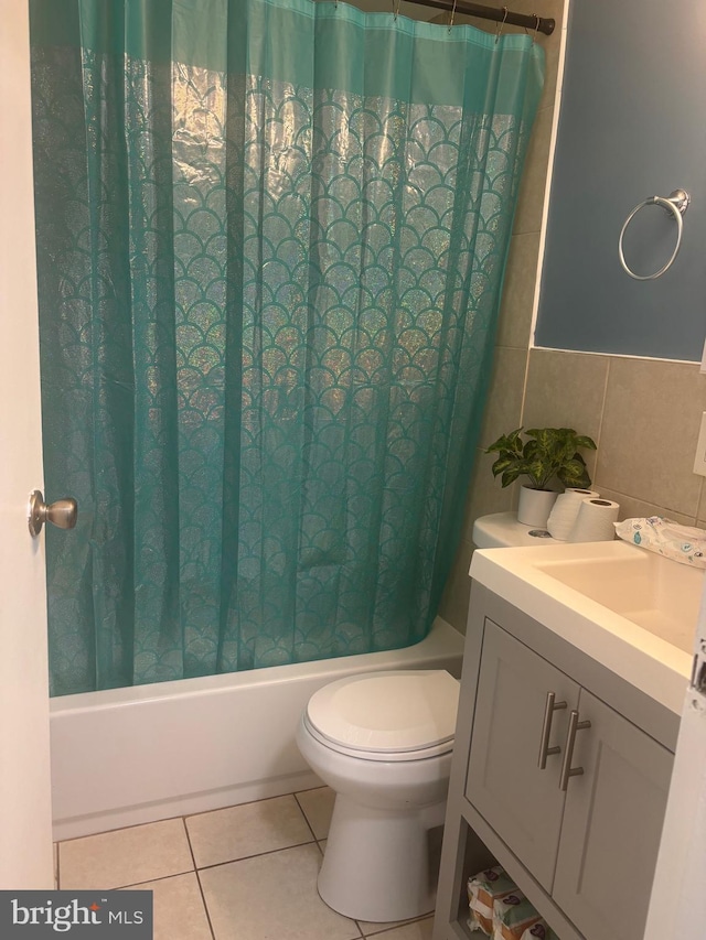 1852 Village Green Dr Unit E-122, Landover, MD 20785 - full bath featuring tile patterned floors, vanity, toilet, and shower / tub combo
