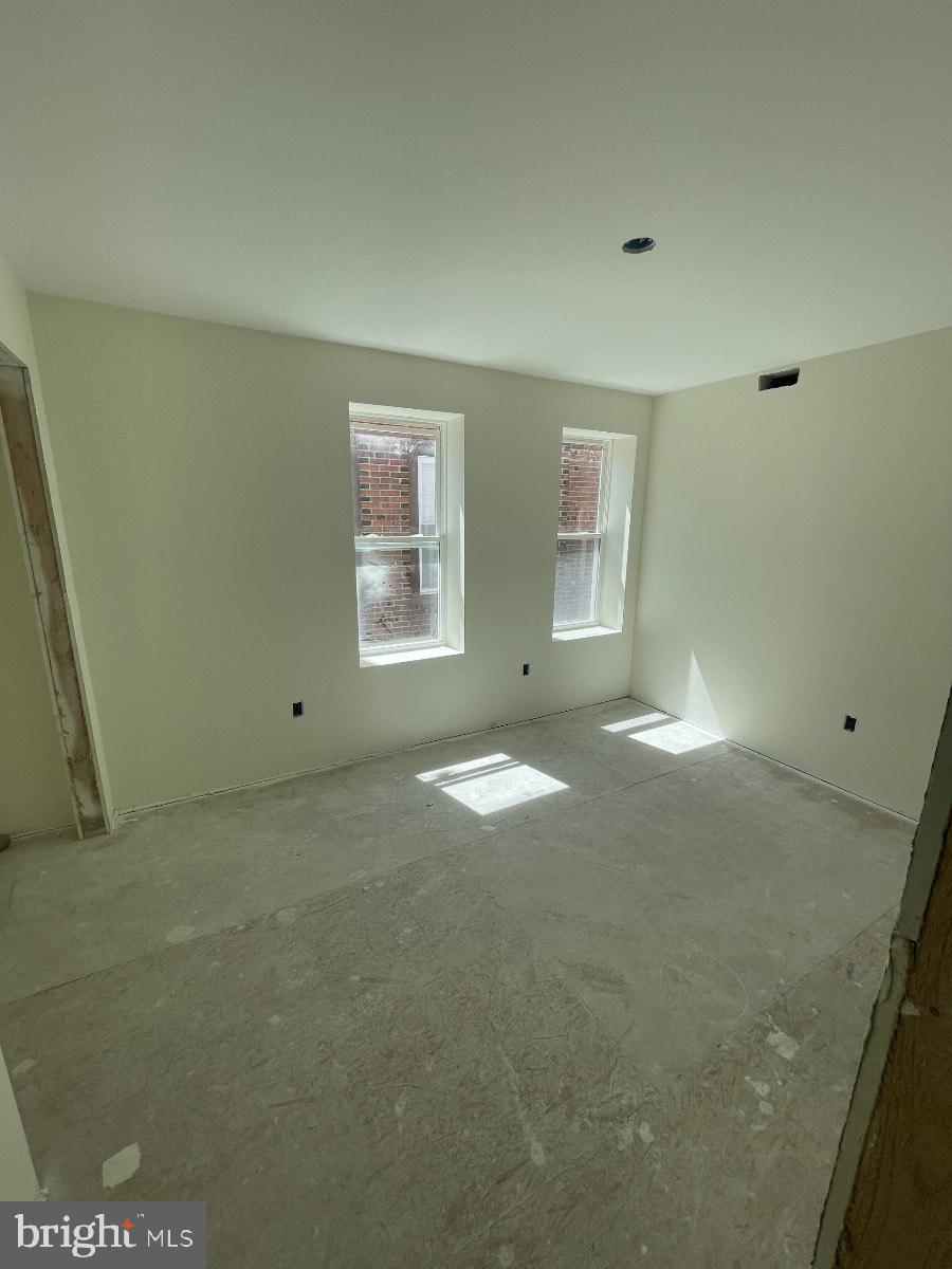 1443 Princess Ave, Camden, NJ 08103 - view of empty room