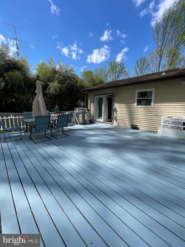 8807 Doug Dr, Nokesville, VA 20181 - deck with outdoor dining area