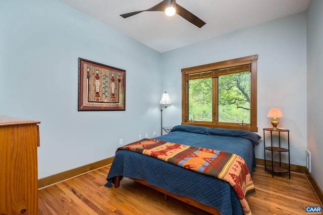 4547 Taylor Creek Rd, Afton, VA 22920 - bedroom featuring baseboards, light wood-type flooring, visible vents, and a ceiling fan