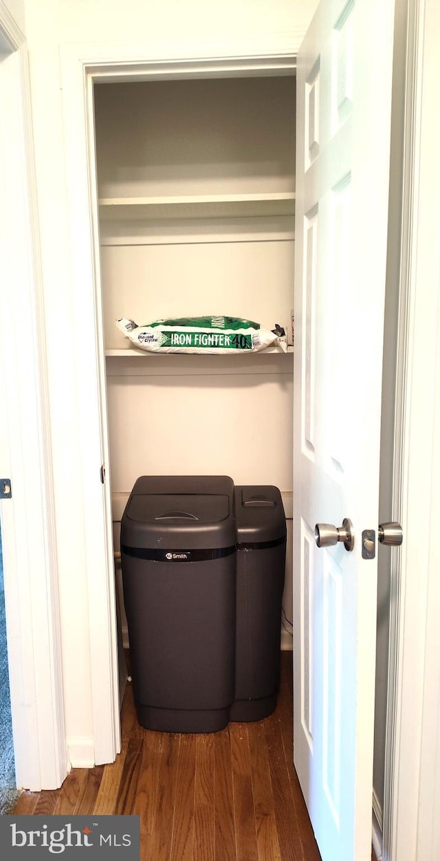 1048 Mill Rd, Woodstock, VA 22664 - view of closet