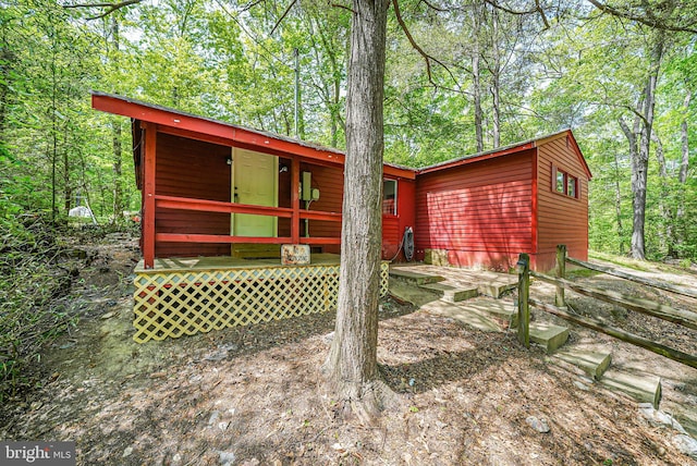 view of outbuilding