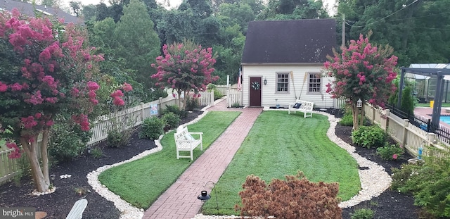 306 Bohemia Ave, Chesapeake City, MD 21915 - view of yard with a fenced backyard