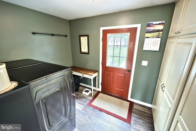 18 Boyds Hollow Rd, Biglerville, PA 17307 - laundry area featuring wood finished floors, washer and clothes dryer, baseboards, and cabinet space