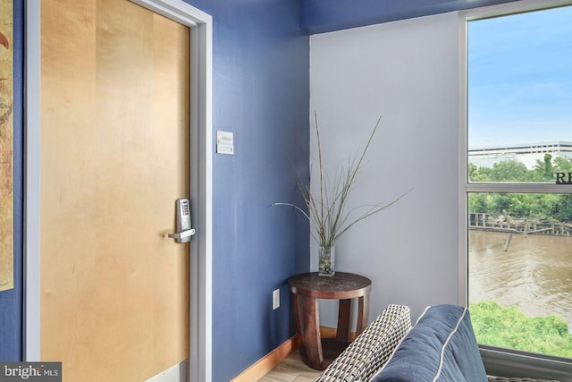 901 N Penn St Unit F706, Philadelphia, PA 19123 - interior space featuring baseboards