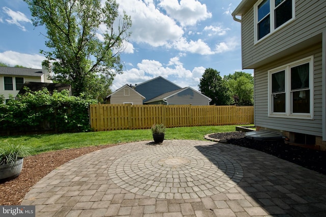 10505 Manor View Pl, Manassas, VA 20110 - view of patio / terrace featuring fence