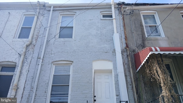 view of home's exterior
