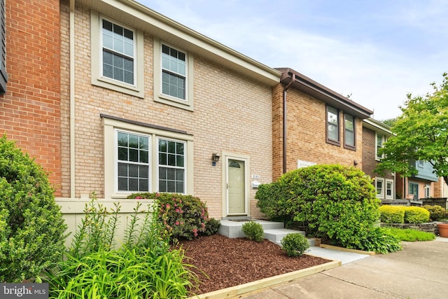 2192 Golf Course Dr, Reston, VA 20191 - view of front of house with brick siding